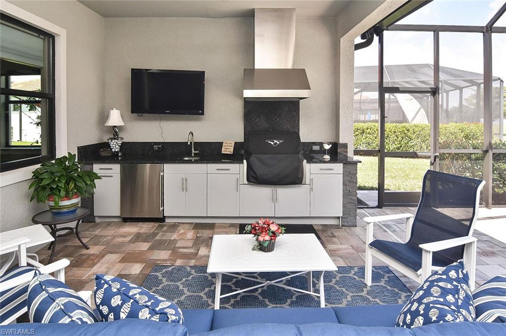 CORKSCREW SHORES - Residential