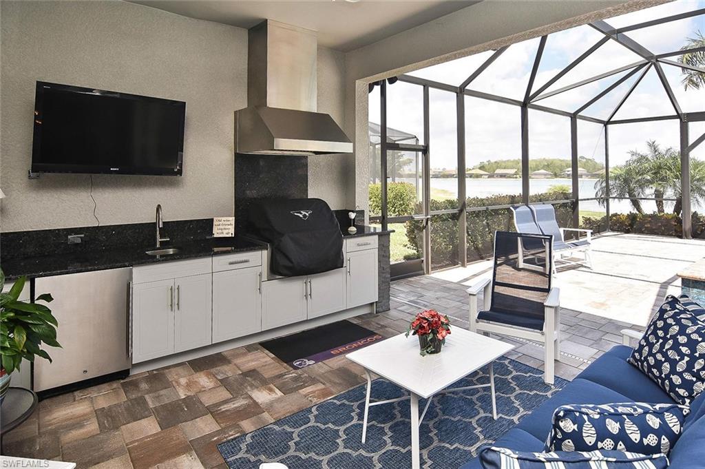 CORKSCREW SHORES - Residential