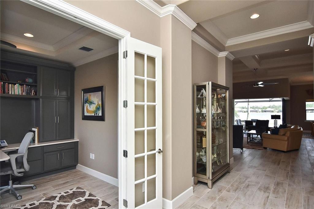 CORKSCREW SHORES - Residential