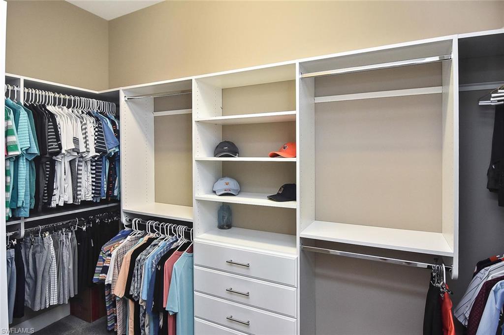 CORKSCREW SHORES - Residential