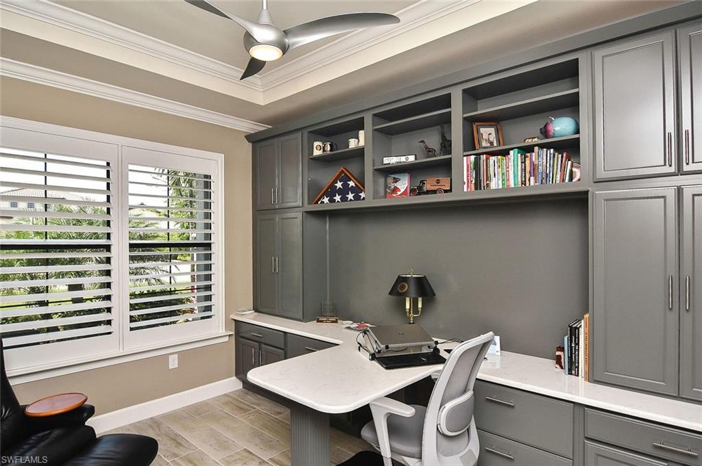 CORKSCREW SHORES - Residential