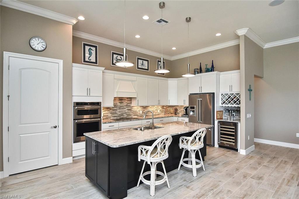 CORKSCREW SHORES - Residential