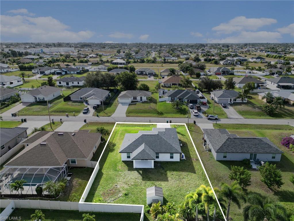 CAPE CORAL - Residential
