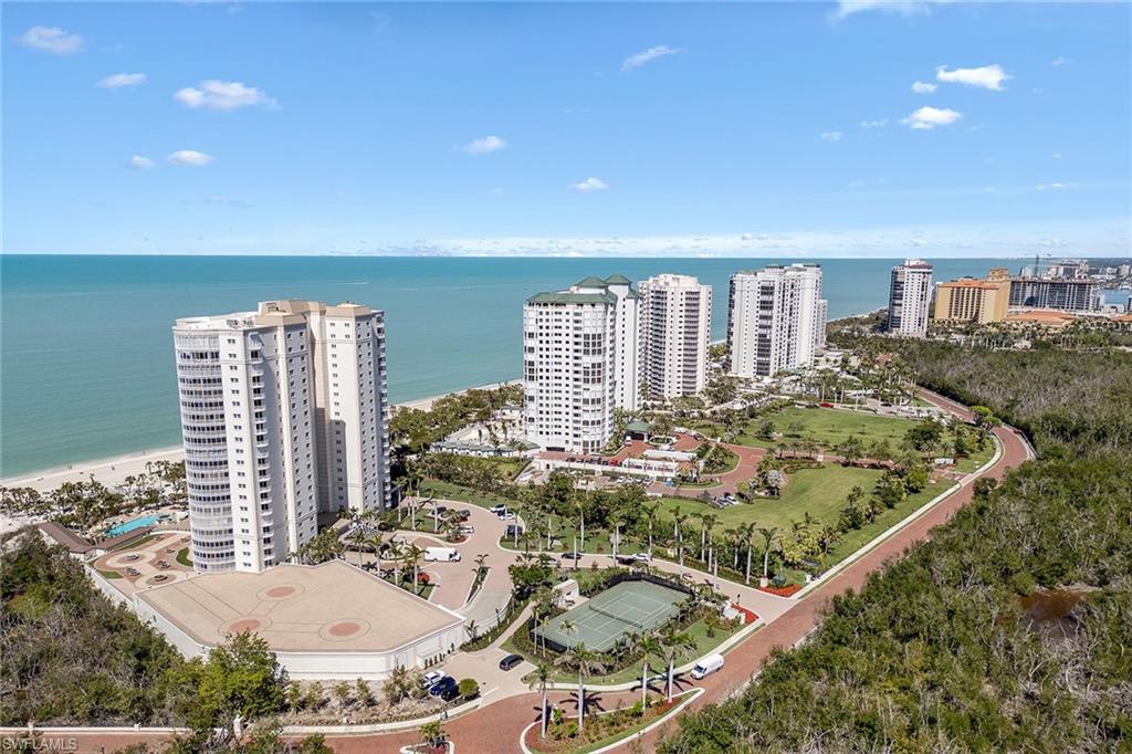 CONTESSA AT BAY COLONY - Residential