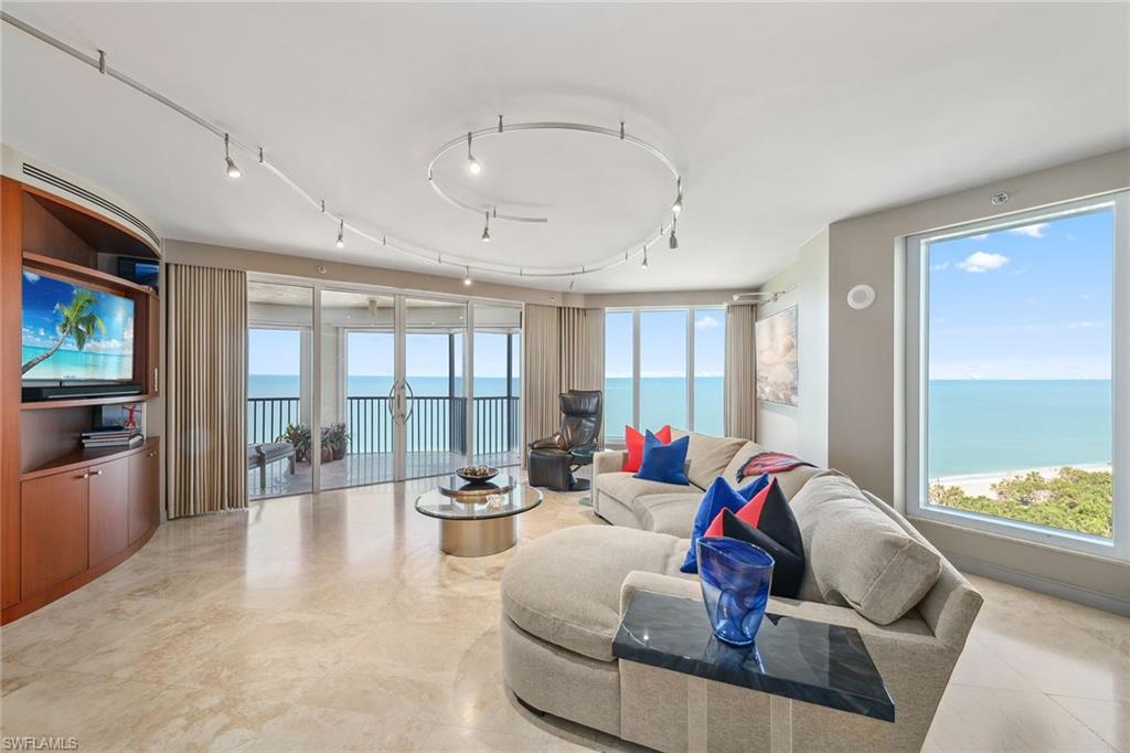 CONTESSA AT BAY COLONY - Residential