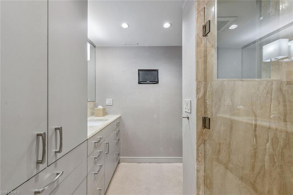 CONTESSA AT BAY COLONY - Residential