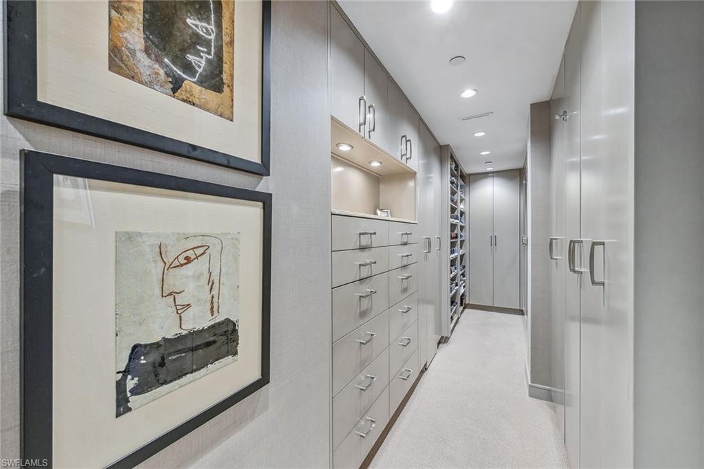 CONTESSA AT BAY COLONY - Residential