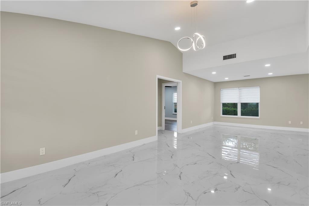 GOLDEN GATE CITY - Residential