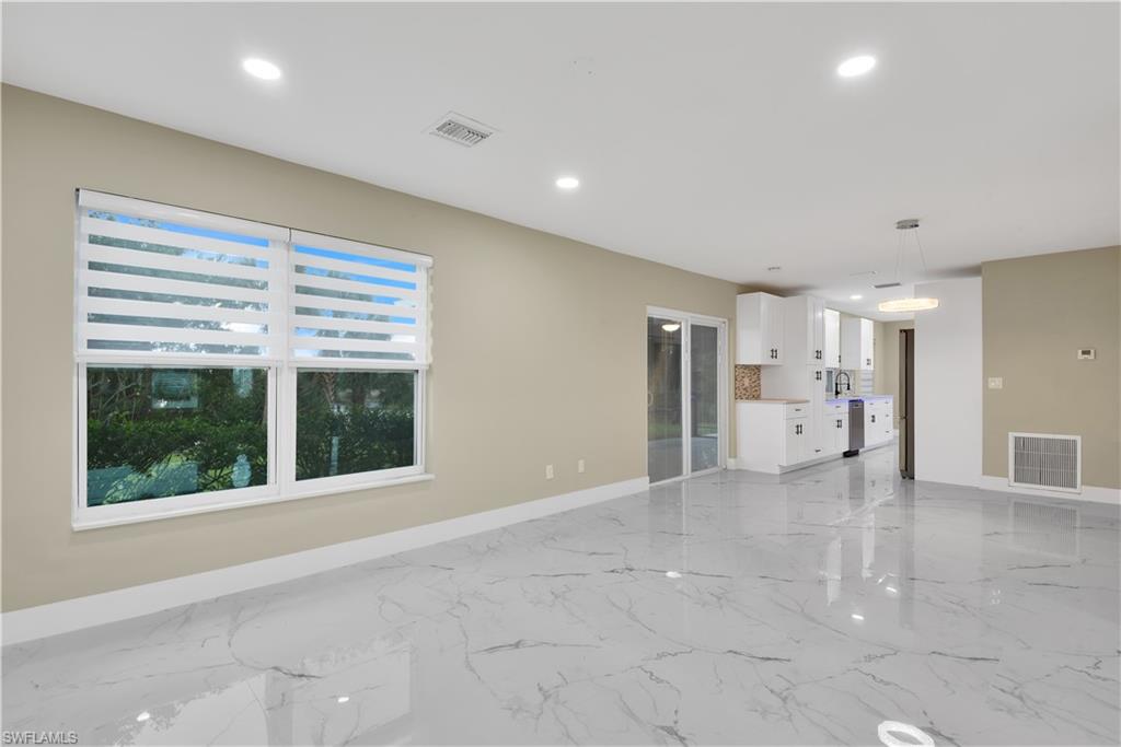 GOLDEN GATE CITY - Residential