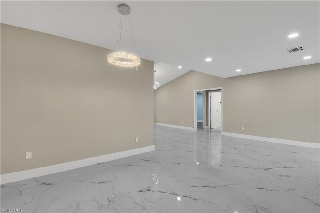 GOLDEN GATE CITY - Residential