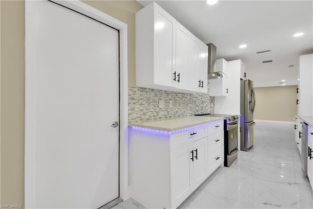 GOLDEN GATE CITY - Residential