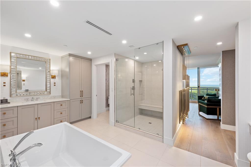 KALEA BAY TOWER 200 - Residential