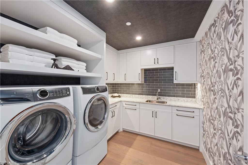 KALEA BAY TOWER 200 - Residential