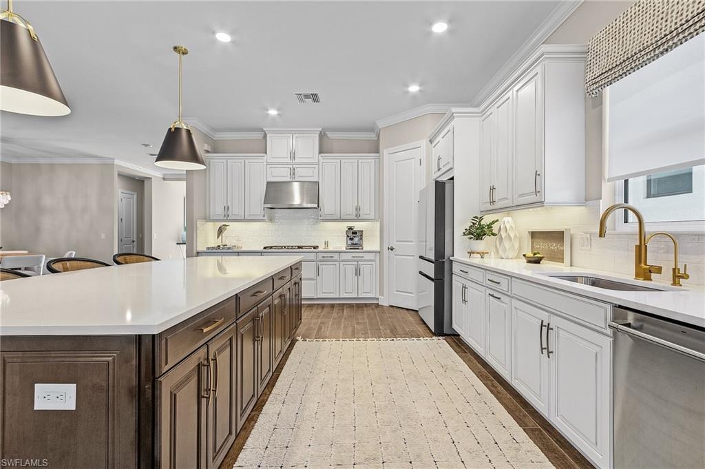 ESPLANADE BY THE ISLANDS - Residential