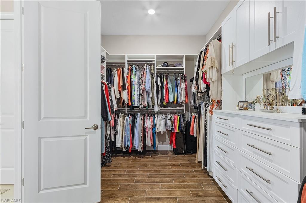 ESPLANADE BY THE ISLANDS - Residential