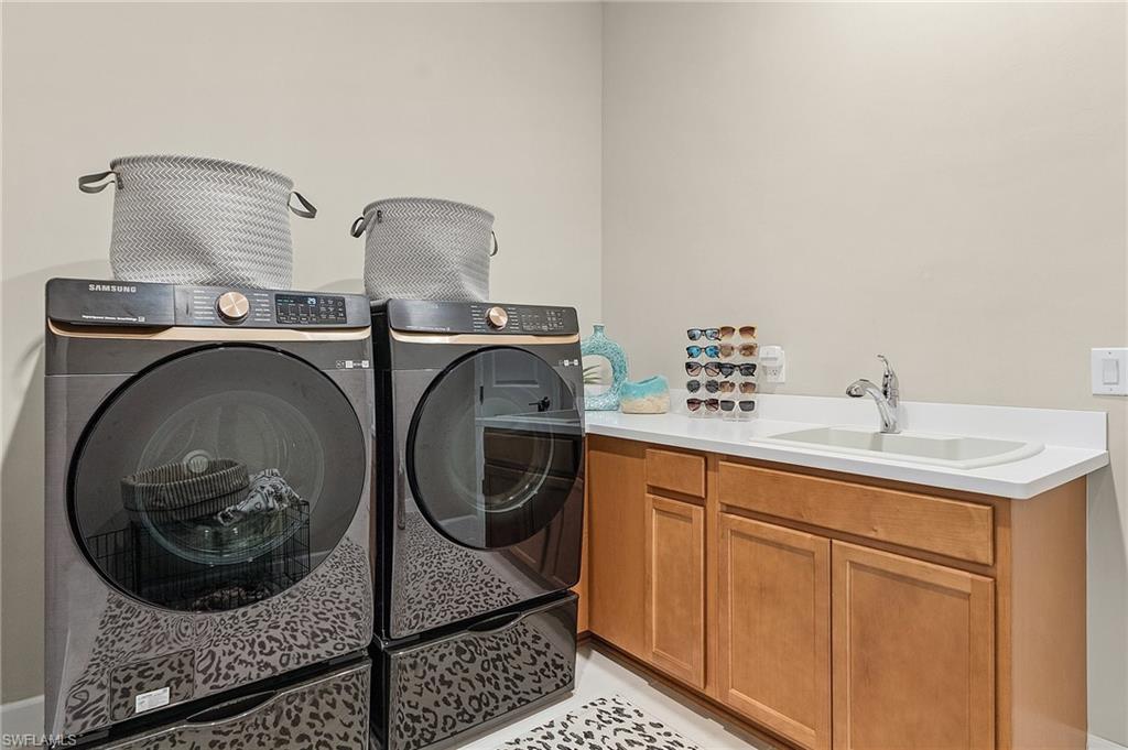 ESPLANADE BY THE ISLANDS - Residential