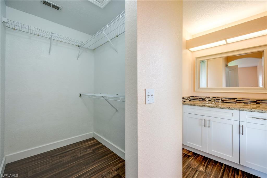 GOLDEN GATE CITY - Residential