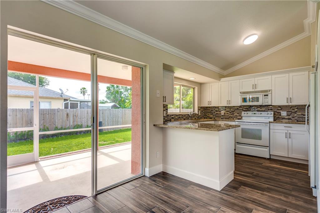 GOLDEN GATE CITY - Residential