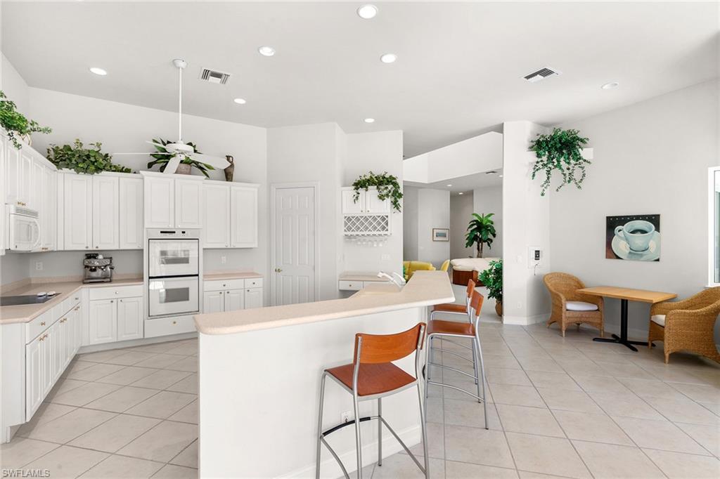 AQUALANE SHORES - Residential