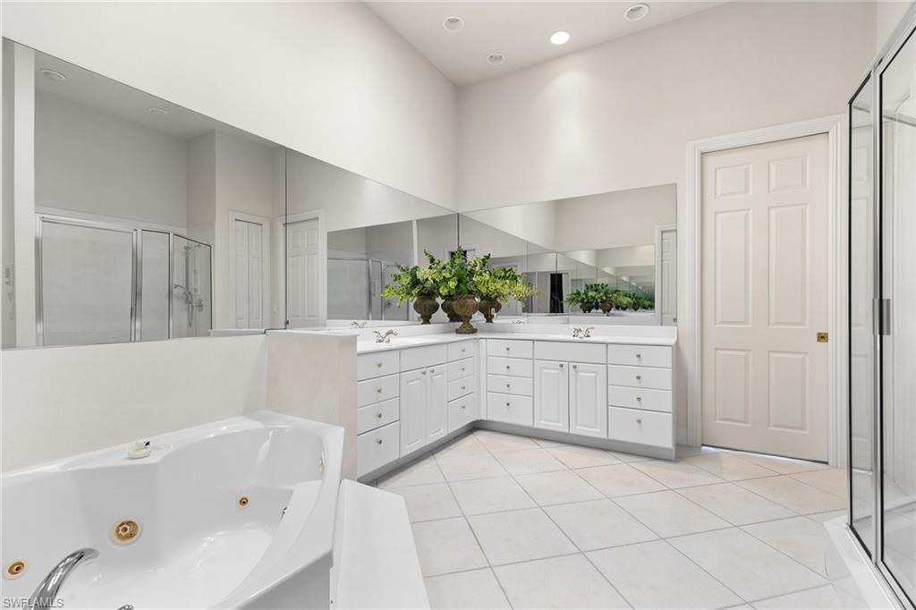 AQUALANE SHORES - Residential