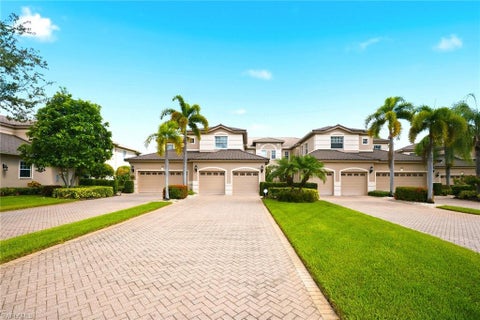 Photo of 729 Regency Reserve CIR #5501, NAPLES, FL 34119 (MLS # 226022934)