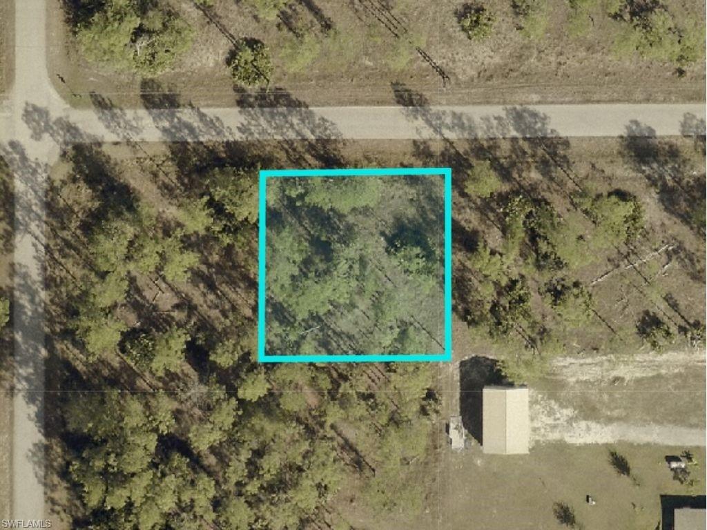 LEHIGH ACRES - Land
