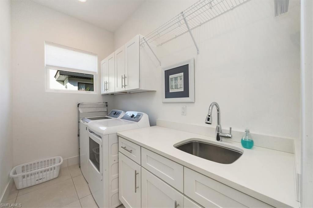 NAPLES PARK - Residential