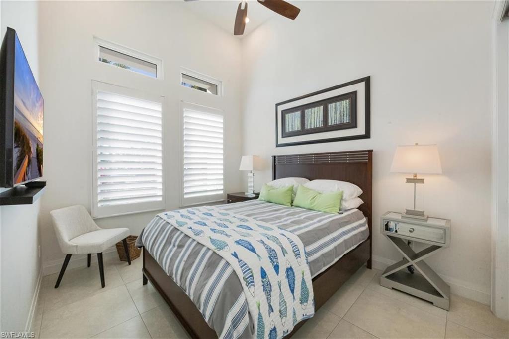 NAPLES PARK - Residential