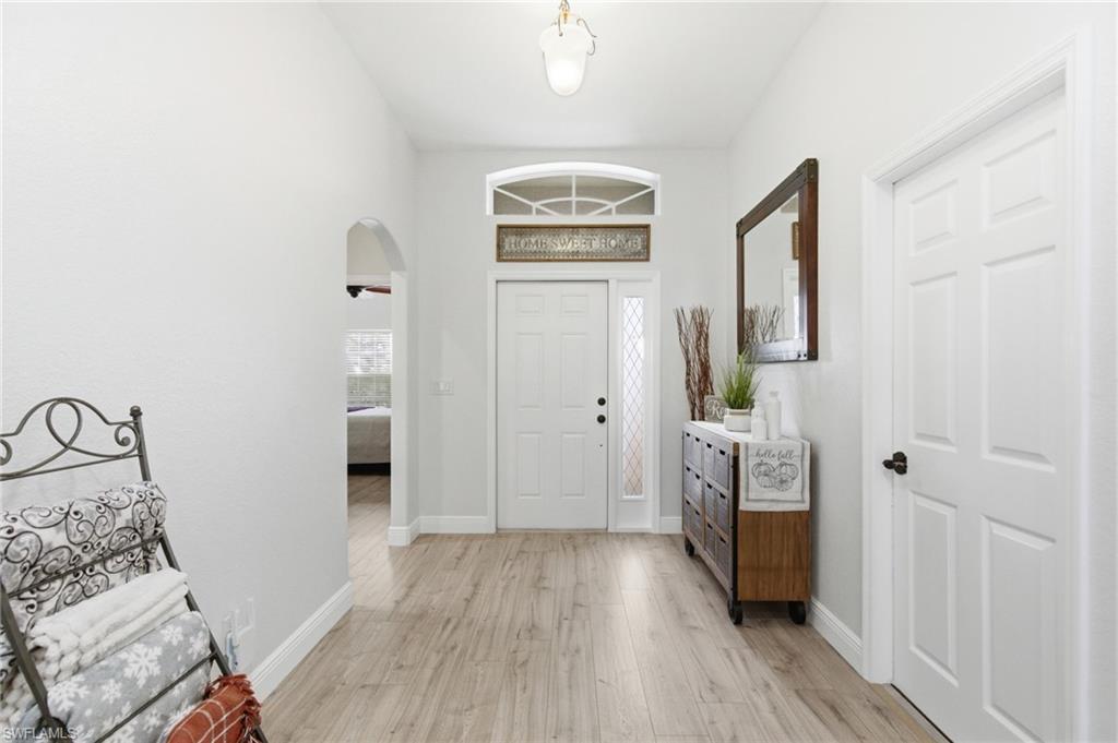 MAGNOLIA LAKES - Residential