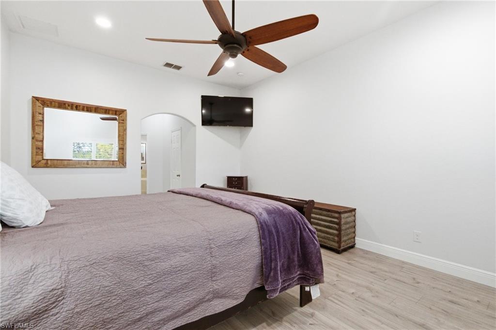 MAGNOLIA LAKES - Residential