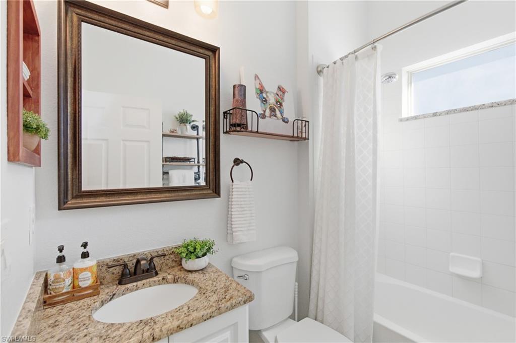 MAGNOLIA LAKES - Residential