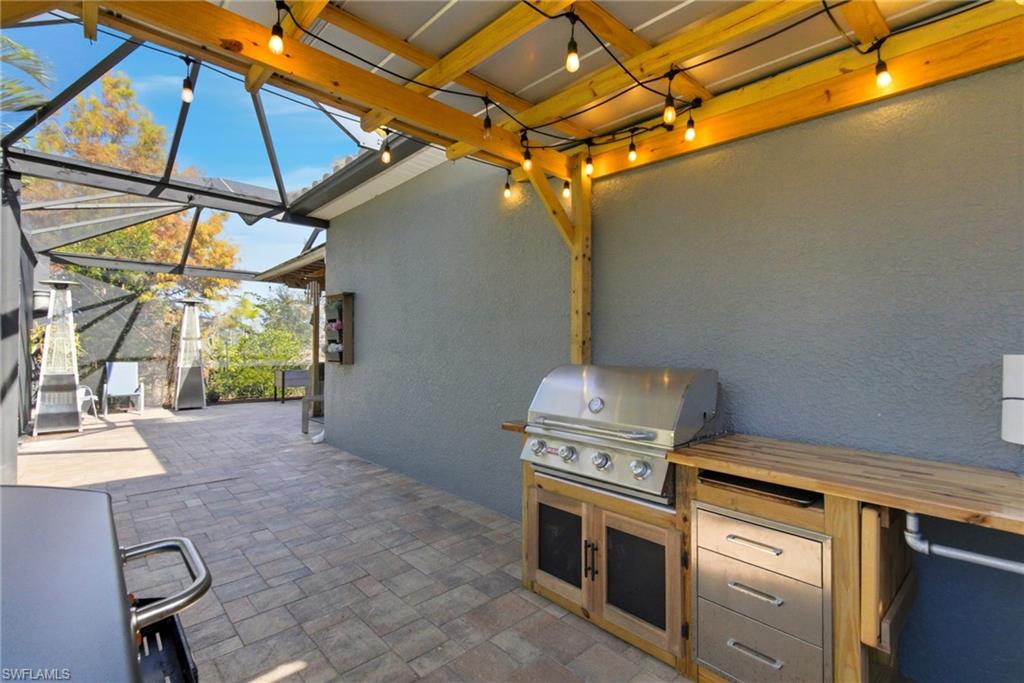 MAGNOLIA LAKES - Residential