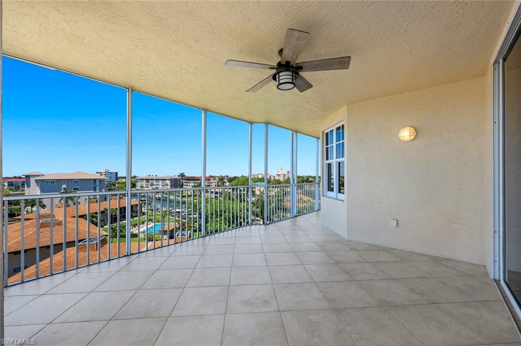 COURTYARD TOWERS - Residential