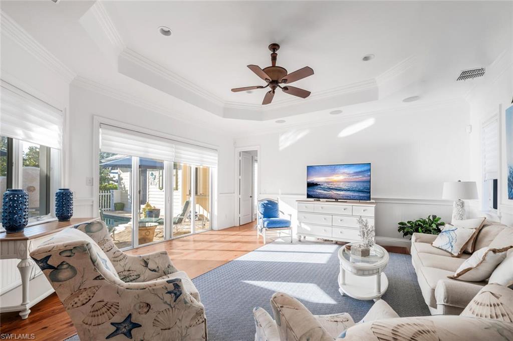 OLDE NAPLES - Residential