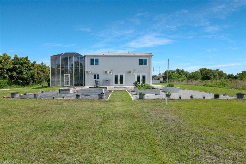 GOLDEN GATE ESTATES - Residential
