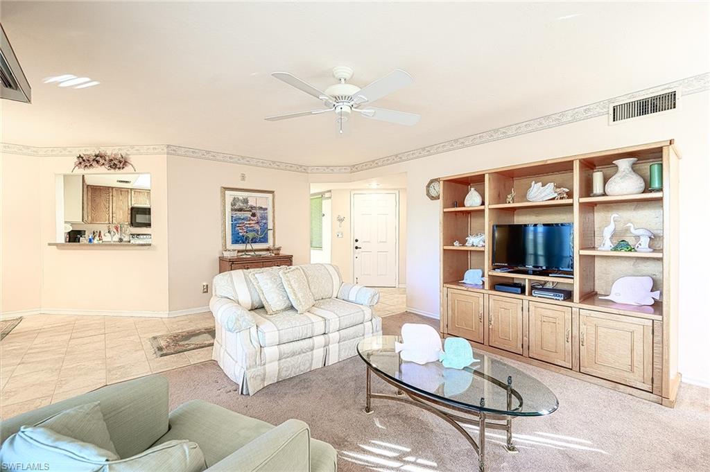 586 Beachwalk CIR O206