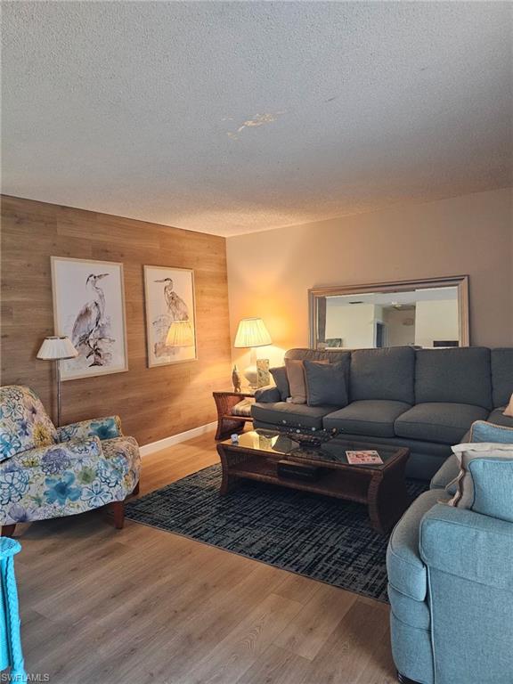 NEW APPROACH - Residential Lease