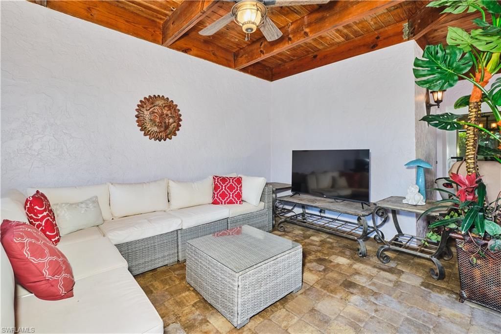 CYPRESS LAKE ESTATES - Residential