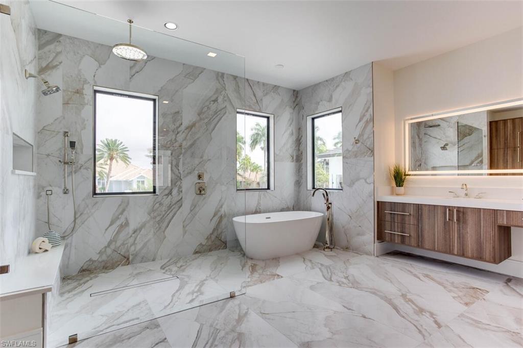 ESTATES - Residential