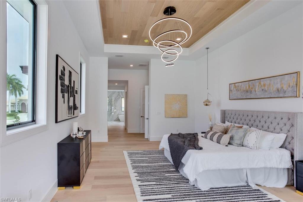 ESTATES - Residential