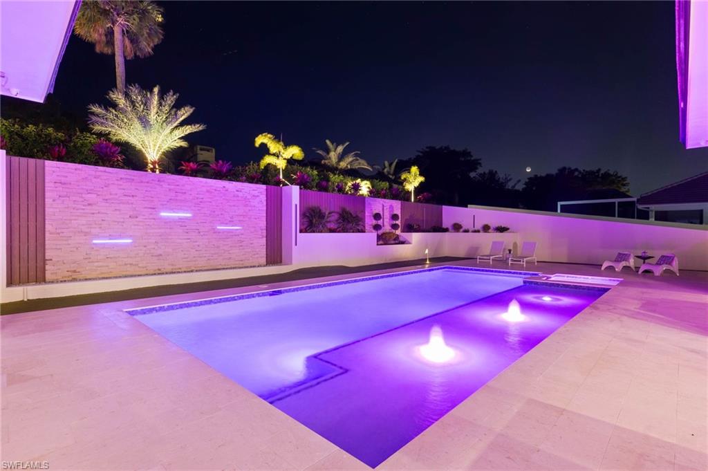 ESTATES - Residential