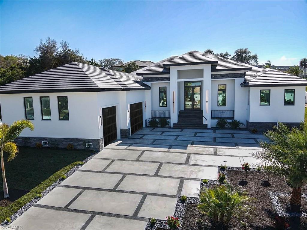 ESTATES - Residential