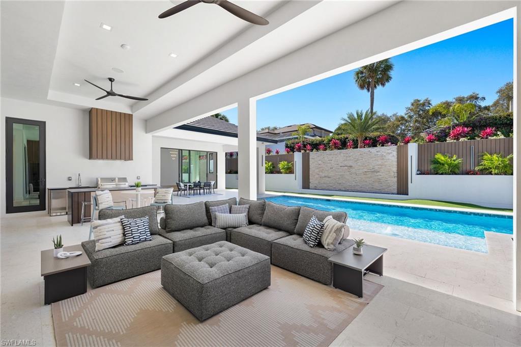 ESTATES - Residential