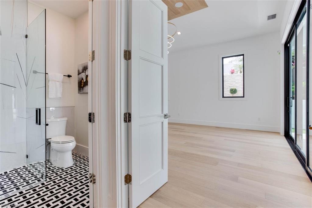 ESTATES - Residential