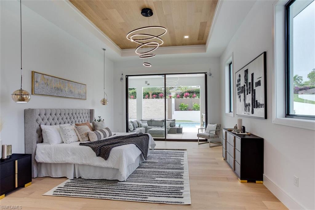 ESTATES - Residential