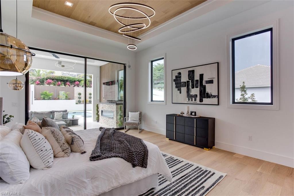 ESTATES - Residential