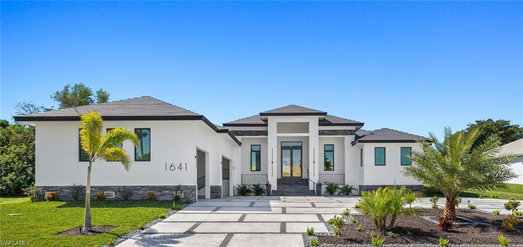 ESTATES - Residential