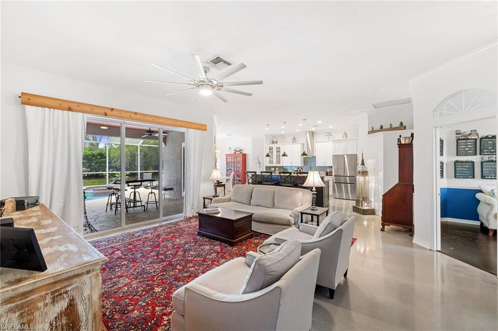 FAIRWINDS - Residential