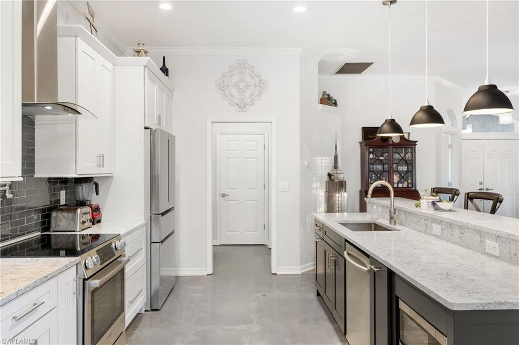 FAIRWINDS - Residential