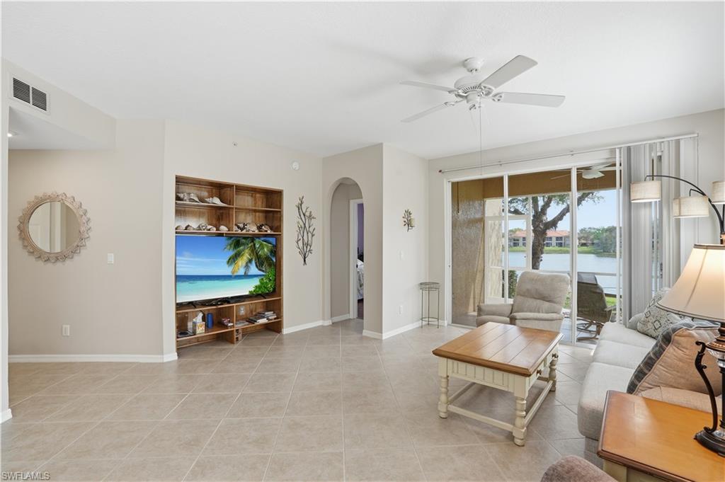 HUNTINGTON LAKES - Residential